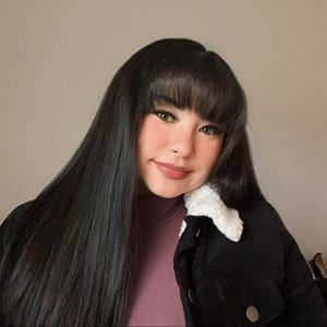 Meet your Posher, Alyssaalyssa